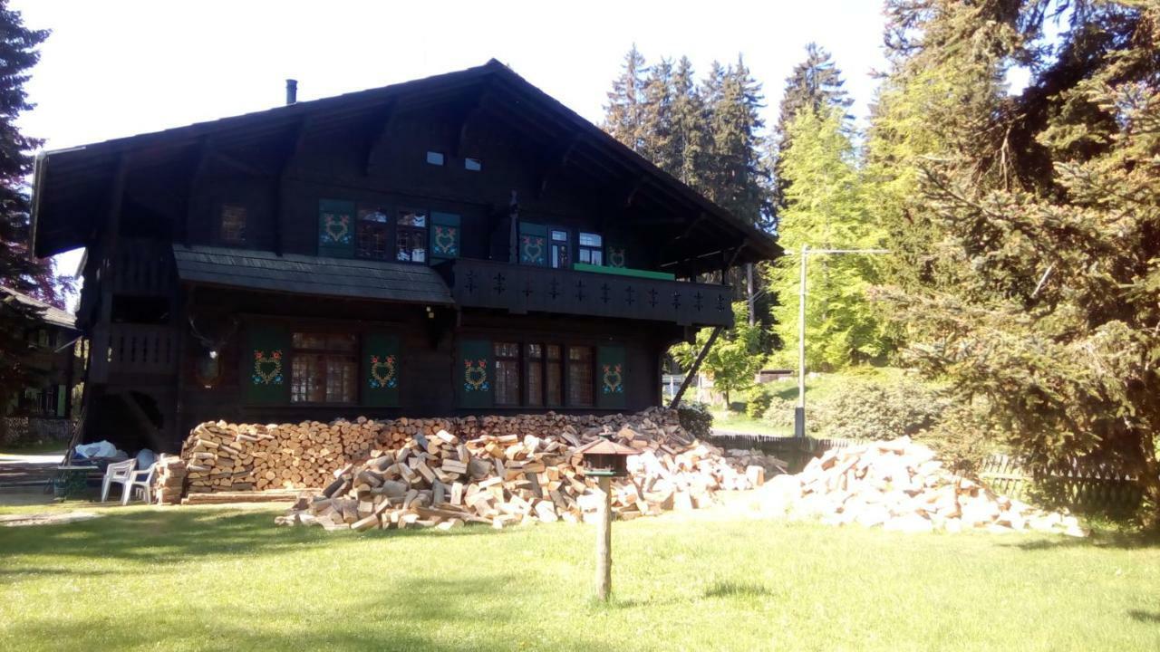 Apartman Forstamt Glatzen Kladska マリアーンスケー・ラーズニェ エクステリア 写真